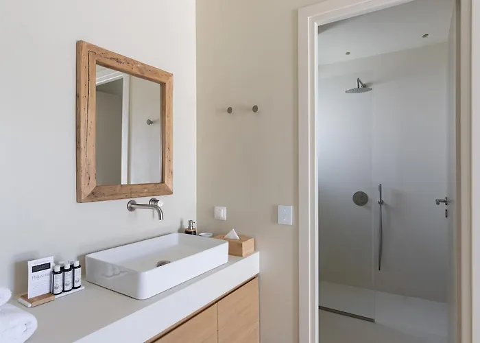 Clyde Apartment Sarakíniko