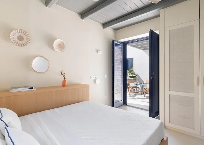 Clyde Apartment Sarakíniko